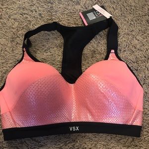 Victoria’s Secret Incredible Sports Bra *New* 32D